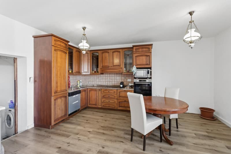 Spacious 5.5-room apartment with 60 m2 terrace in Lucens (1)