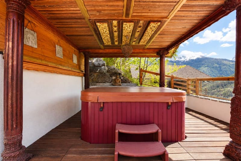 Exceptional chalet with wellness area and panoramic view (13)