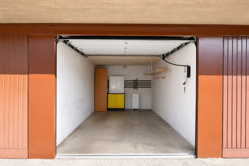 Bright attic with balcony and green view (11)