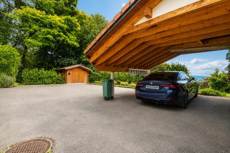 Familienhaus mit 240 m² und Panoramablick (10)