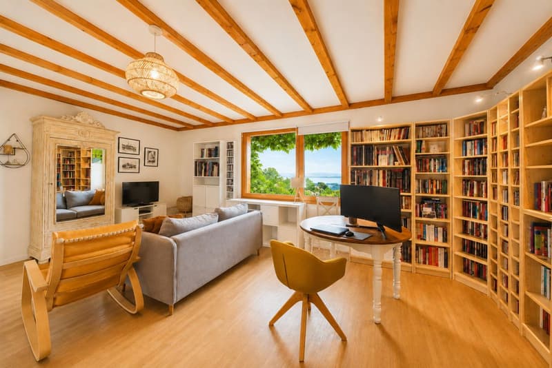 Familienhaus mit 240 m² und Panoramablick (3)