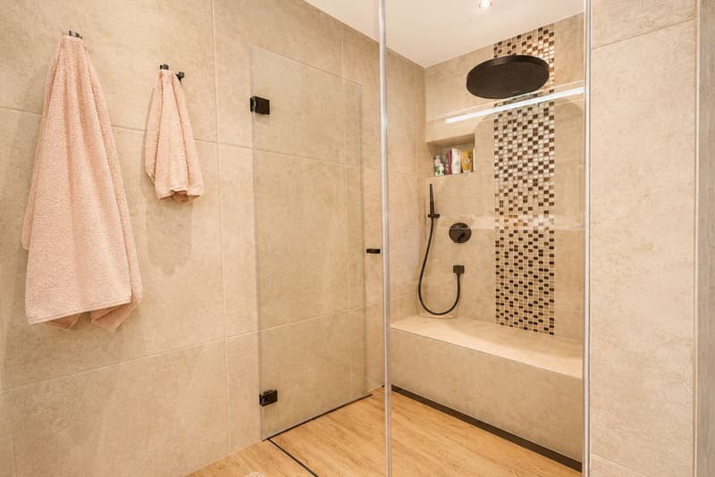 Luxuriöse Wohnung mit viel Licht (7)