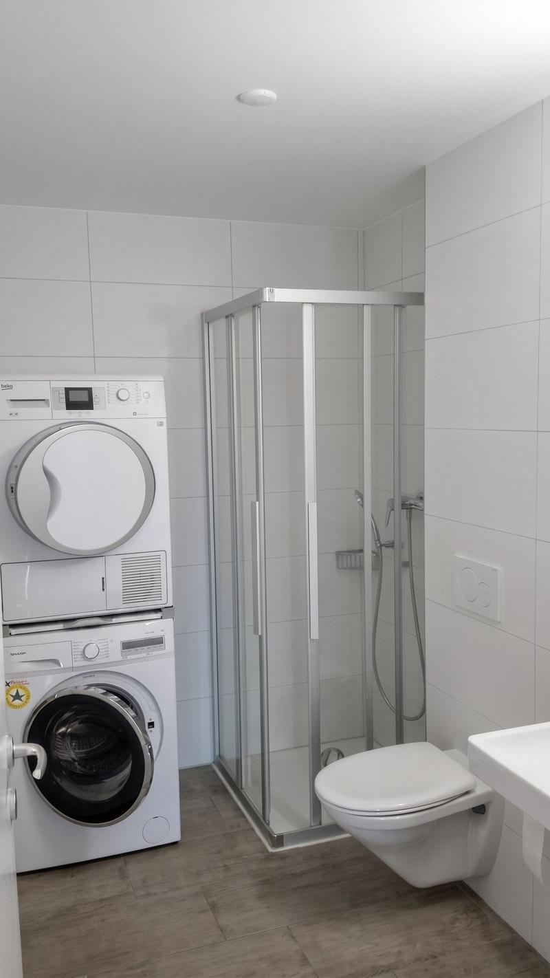 Appartement lumineux de 2,5 pièces avec balcon (6)