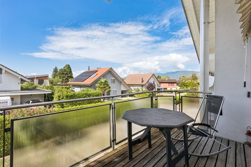 Maison individuelle avec 4 chambres à 300 mètres du lac de Neuchâtel (5)