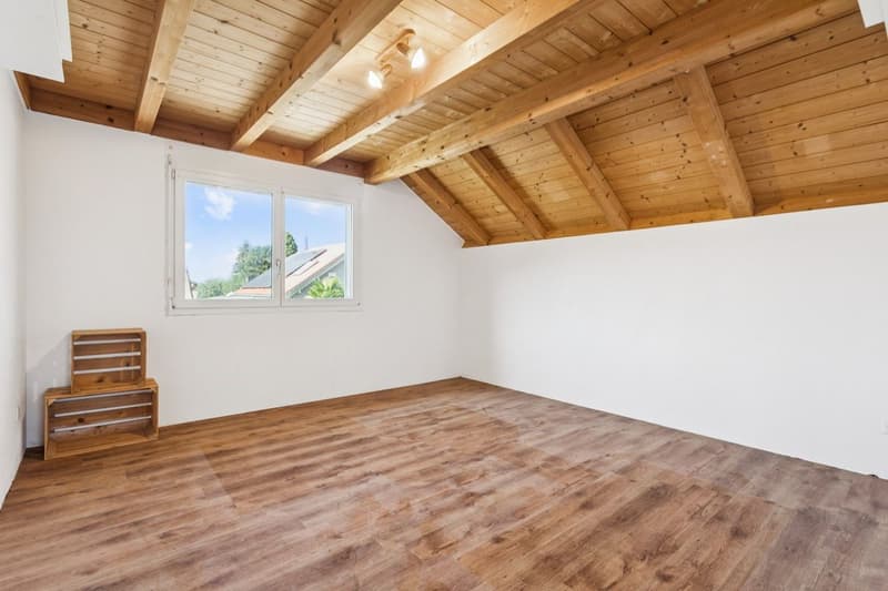 Maison individuelle avec 4 chambres à 300 mètres du lac de Neuchâtel (6)