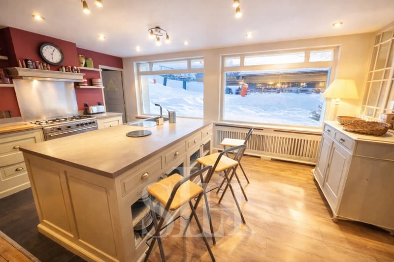 CHALET D'EXCEPTION SKI  IN /SKI OUT ET FORT POTENTIEL LOCATIF EXCEPTIO (4)