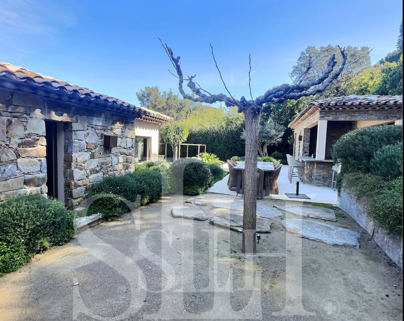 Villa contemporaine neuve à 5 minutes du Club 55 - Saint-Tropez (6)