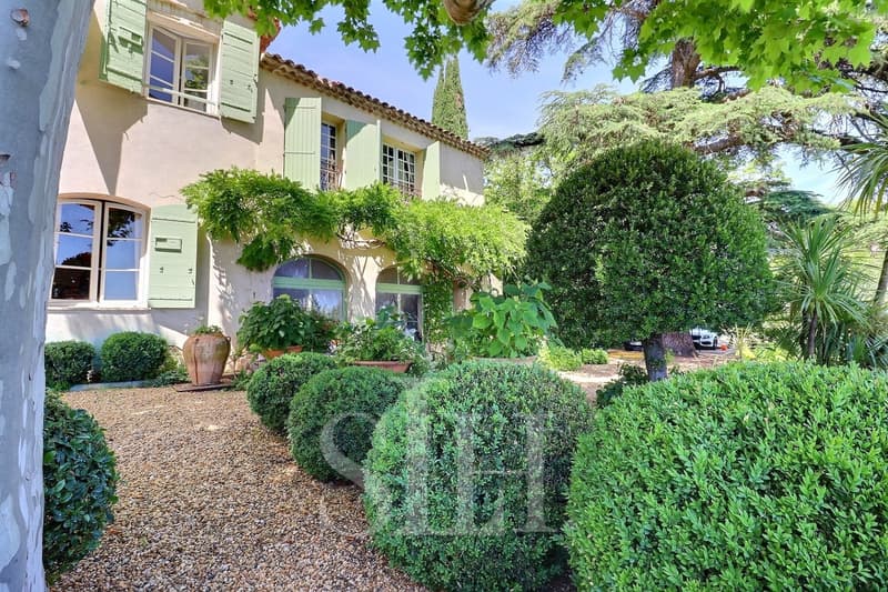Aix-en-Provence - Centre | Deux bastides | Vue exceptionnelle (13)