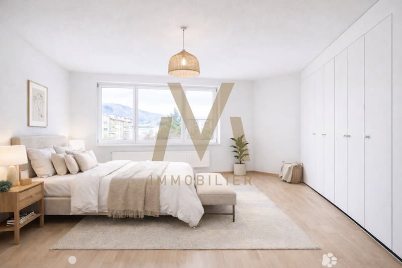 Chambre à coucher avec armoire murale