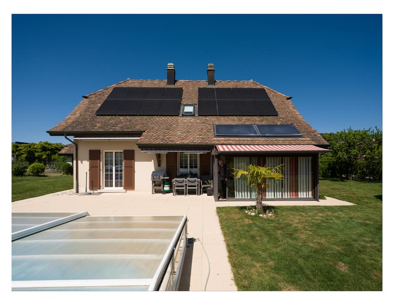 A VENDRE MAGNIFIQUE VILLA VAUDOISE AVEC PISCINE (1)
