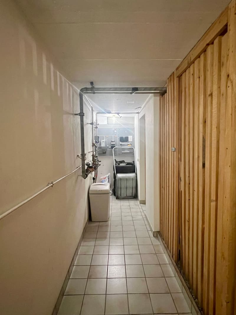 Sous -sol 3 caves individuelles