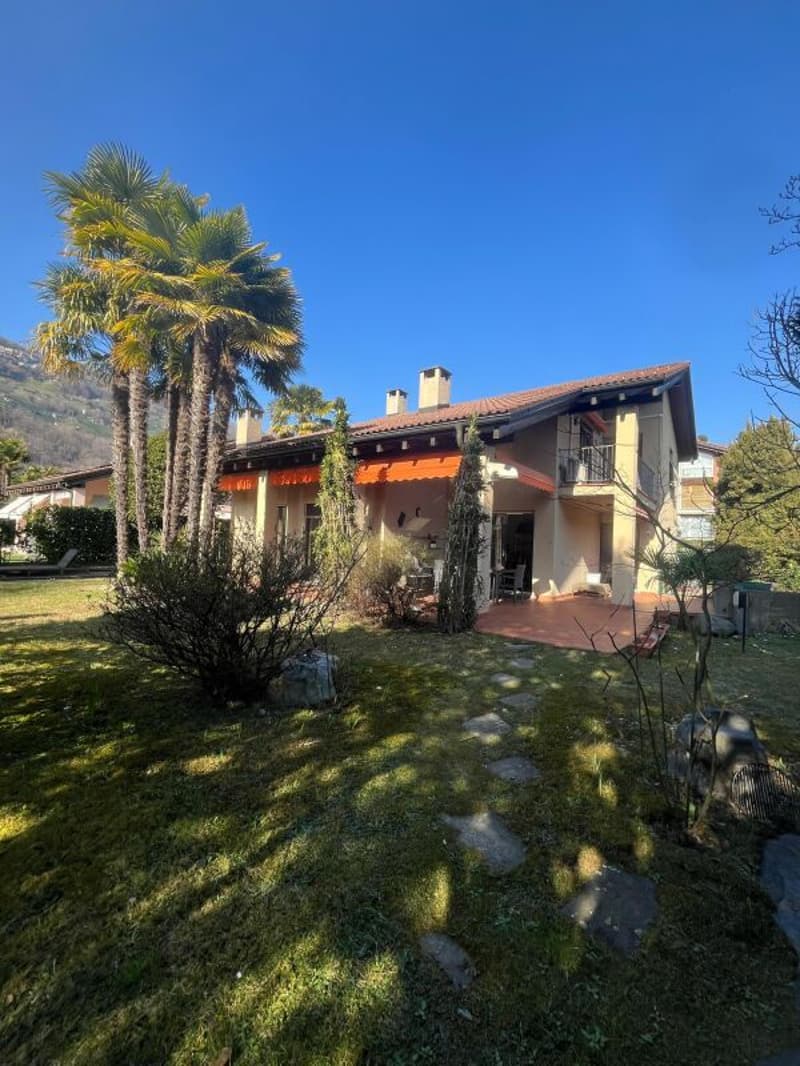Villa unifamiliare di charme a Serocca d'Agno (2)