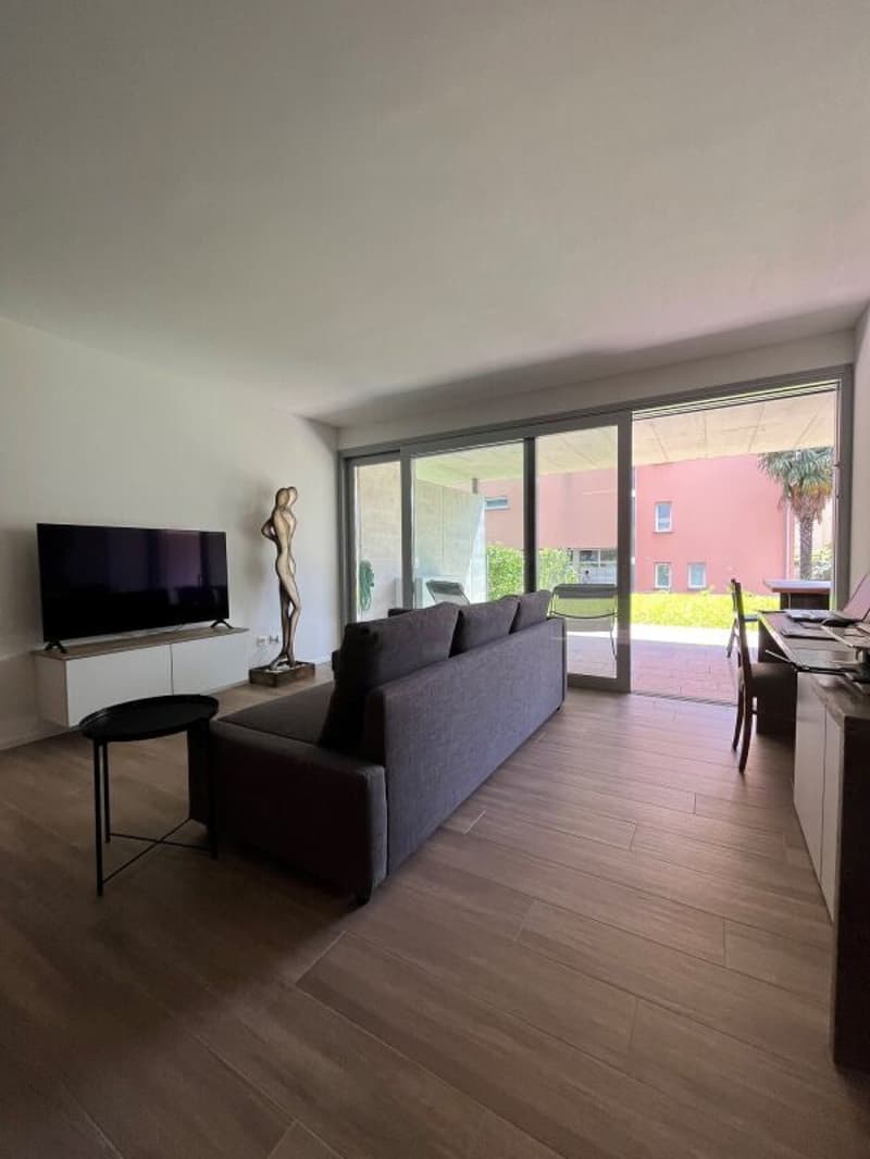 Zweieinhalb-Zimmer-Wohnung mit Garten, Bellinzona (5)