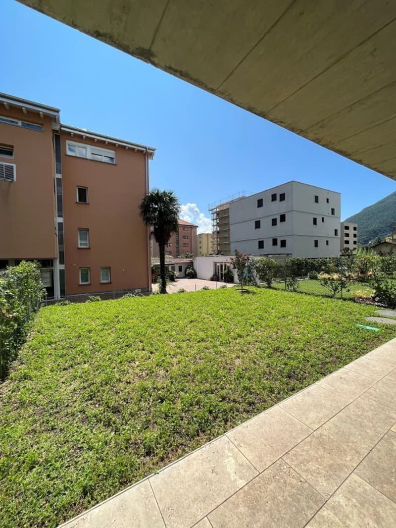 Zweieinhalb-Zimmer-Wohnung mit Garten, Bellinzona (8)