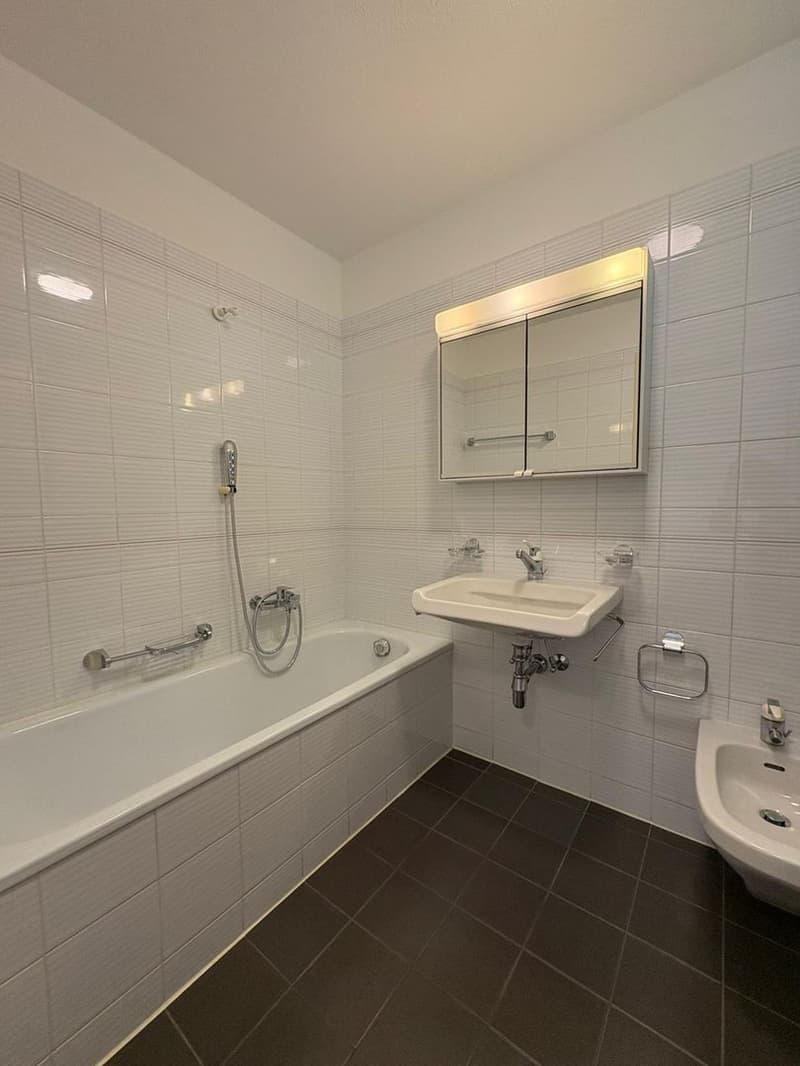 Appartement de 2,5 pièces au rez-de-chaussée, Minusio (5)
