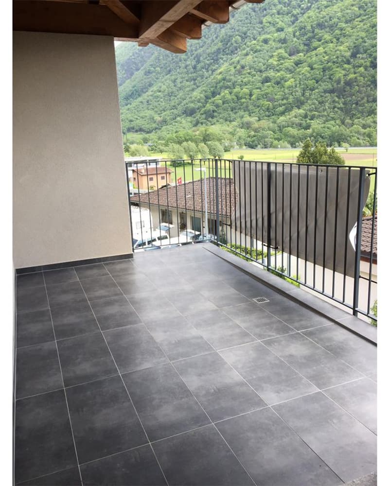 Dachwohnung mit 4.5 Zimmern und privatem Garten, Lumino (8)
