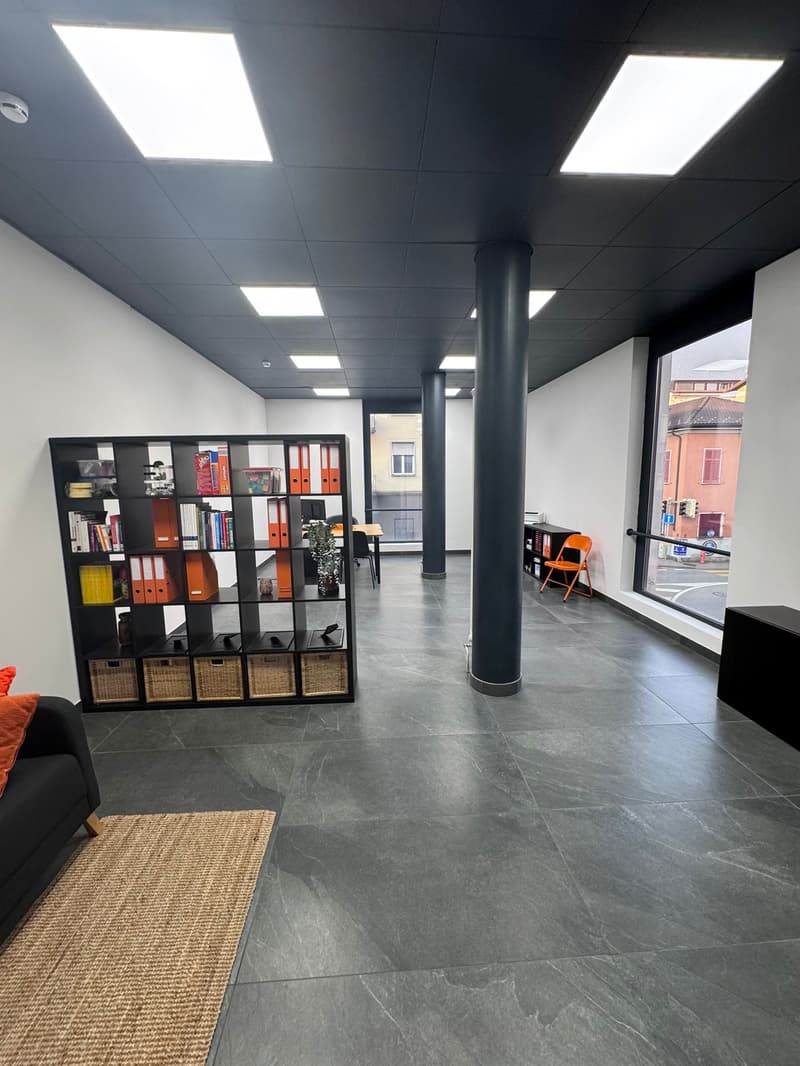 Center 6, commercial space, Locarno (2)