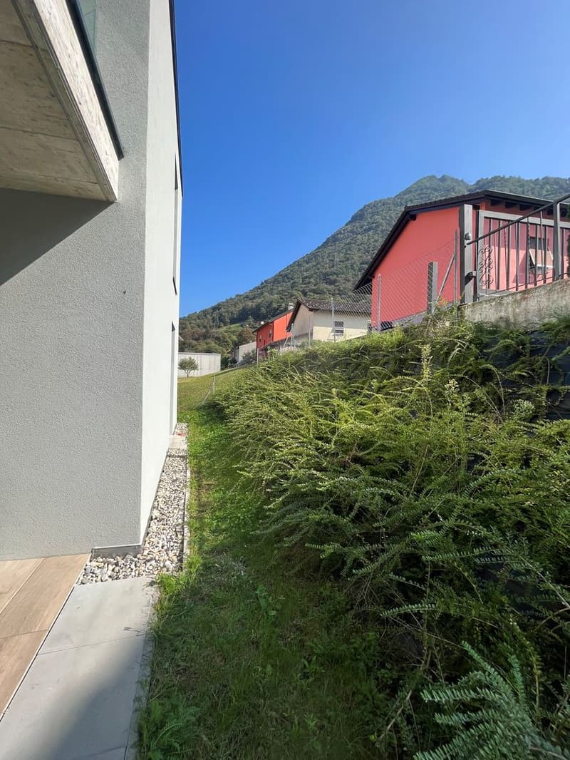 Res. Mikael, appartamento di 2.5 locali con giardino (PPP1), Arbedo (6)