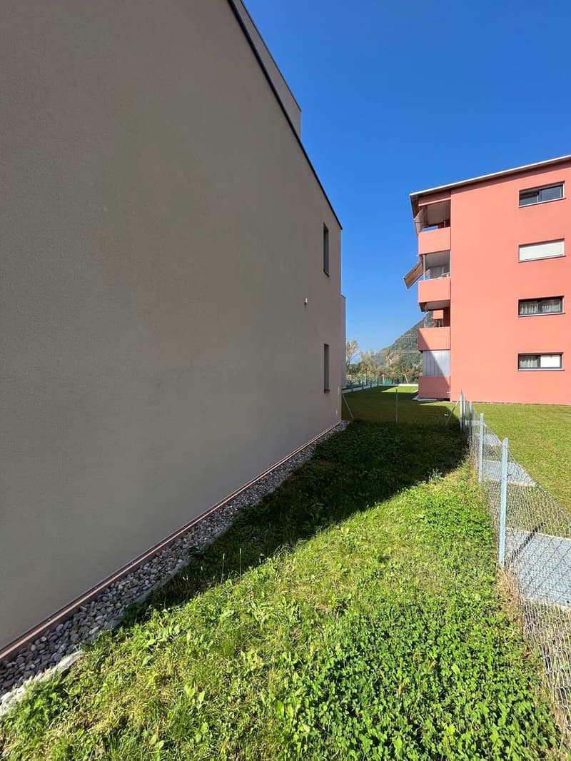 Res. Mikael, appartamento di 2.5 locali con giardino (PPP1), Arbedo (7)