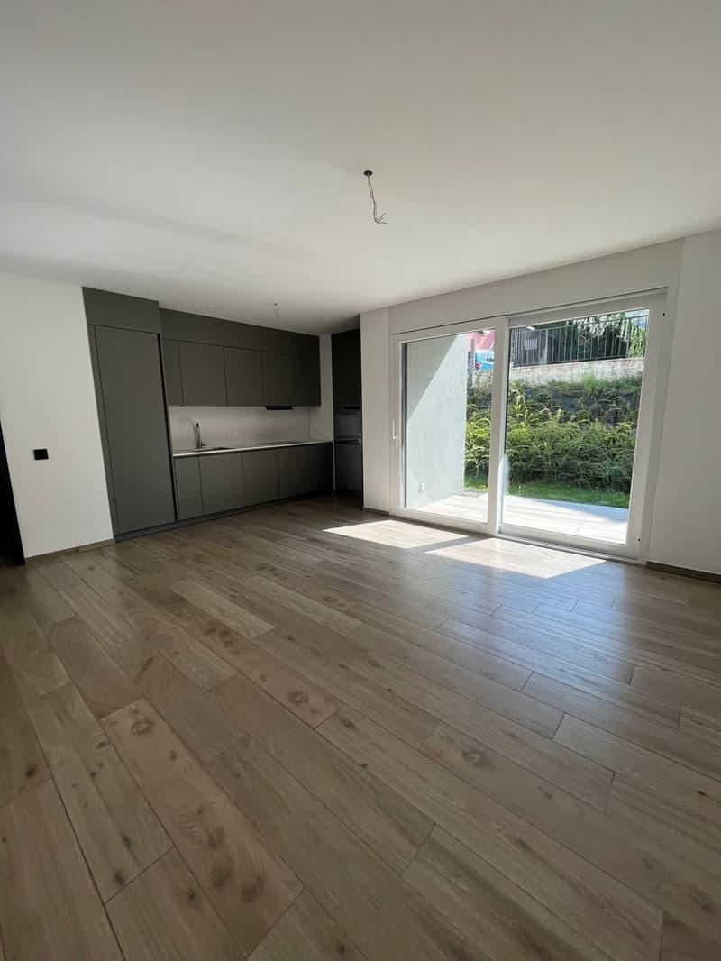 Res. Mikael, appartamento di 2.5 locali con giardino (PPP1), Arbedo (2)