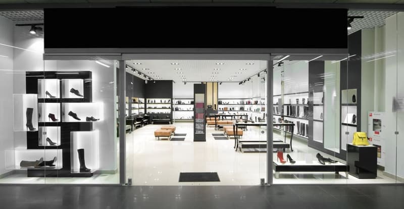 SPAZIO COMMERCIALE/AMMINISTRATIVO, CENTRO SEI (UNITA' 5)- LOCARNO (1)