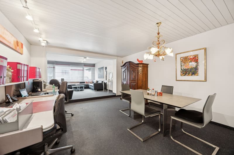 Versatile residential and commercial building - Oberentfelden, 10 rooms (5)
