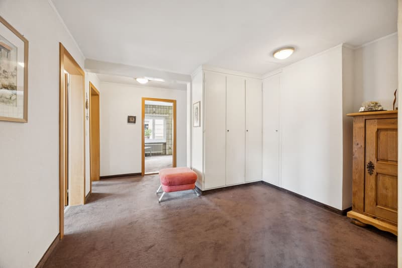 Versatile residential and commercial building - Oberentfelden, 10 rooms (9)