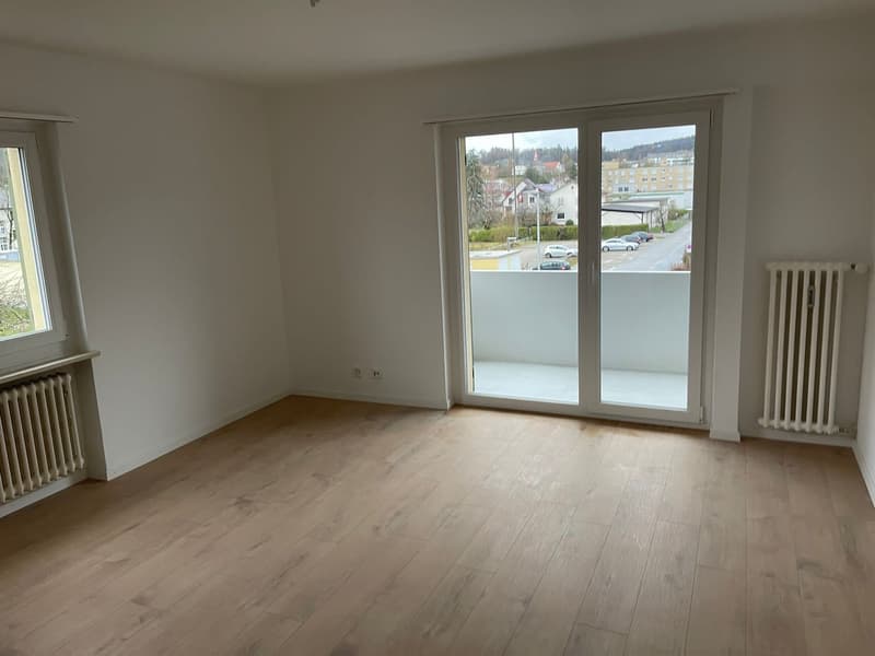 2 Zimmerwohnung zu vermieten per sofort oder nach Vereinbarung (3)