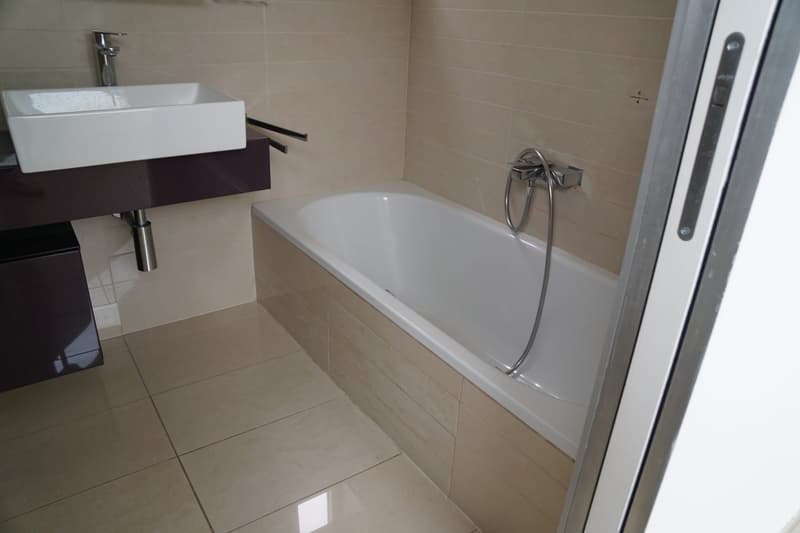 Elegant Single-Family Villa in Gentilino – 6 Rooms with Exclusive View and Comfort (7)