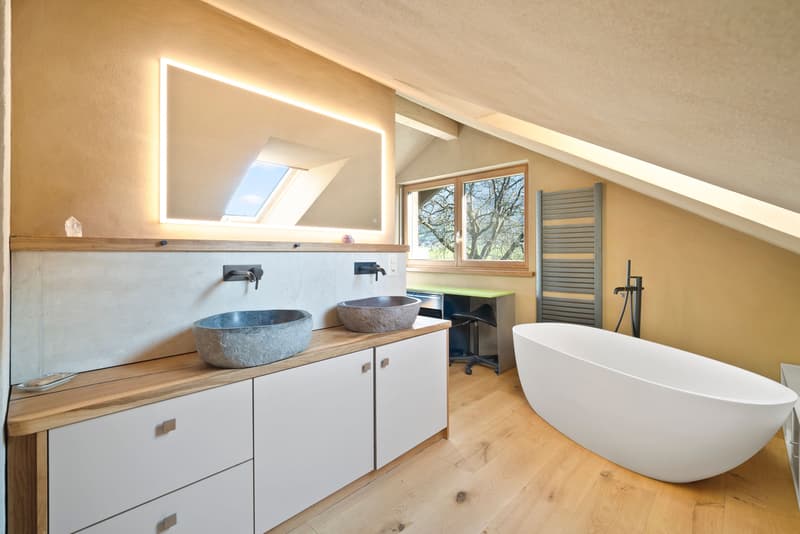 Detached 3-room house with a natural view in Lachen for rent (4)