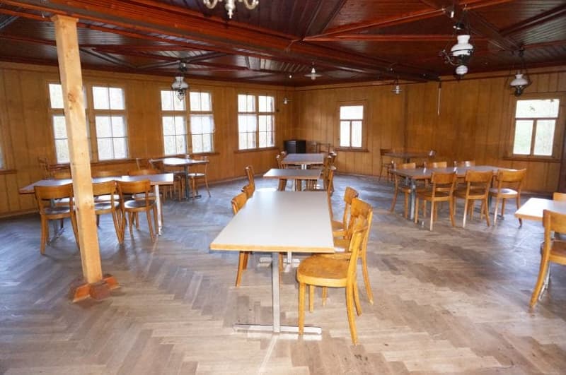 Ehemaliges Gasthaus mit Ausbaupotenzial in Nesslau kaufen (11)