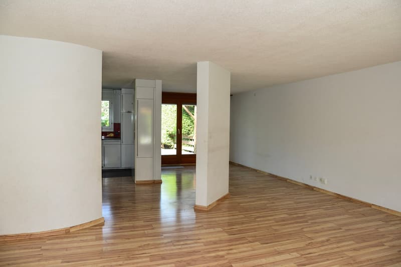 Charmantes 5.5-Zimmer-Reiheneinfamilienhaus an sonniger Lage (5)