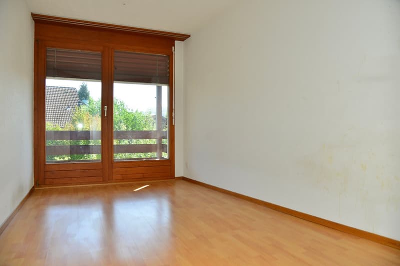 Charmantes 5.5-Zimmer-Reiheneinfamilienhaus an sonniger Lage (8)