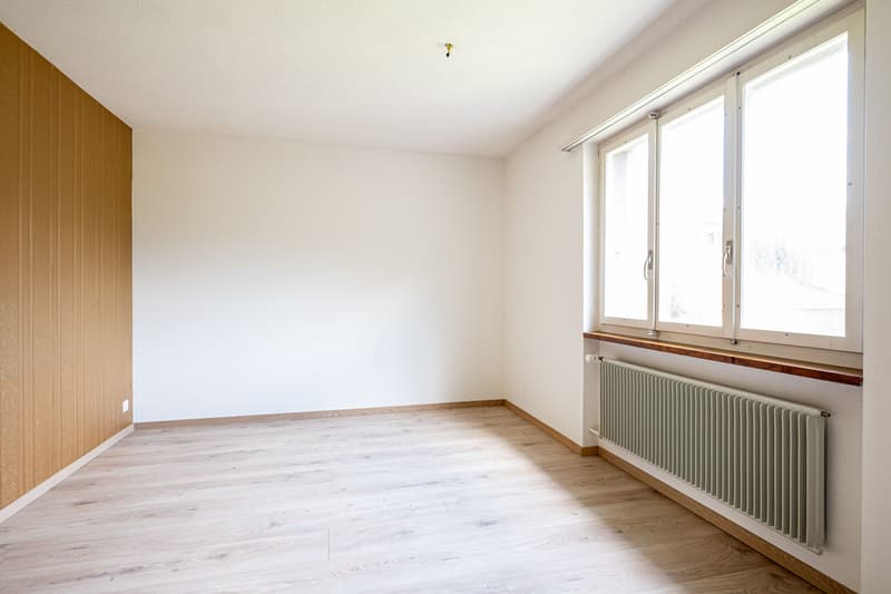 5.5-Zi. EFH in Uetendorf mit grossem Garten & Ausbaupotential (9)