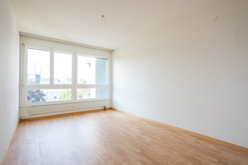 Bright 4.5-room apartment with balcony in Muri near Bern for sale (10)