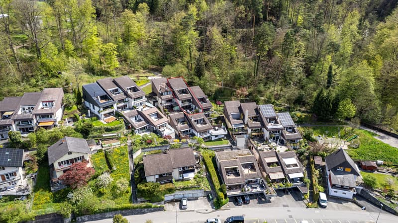 Zu verkaufen in Steffisburg: 5.5-Zimmer Reihenhaus mit hoher Privatsphäre (12)