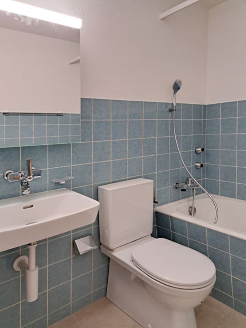 1549_00001_744k