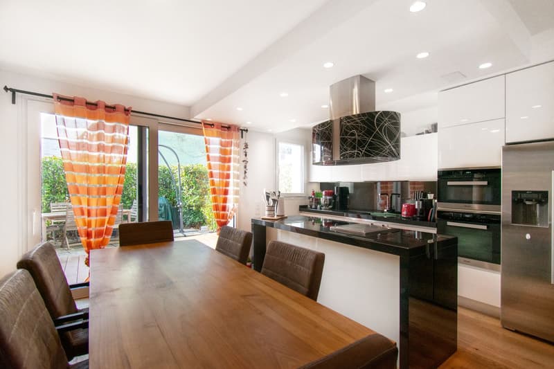 Modern 5.5 rooms with small garden (4)