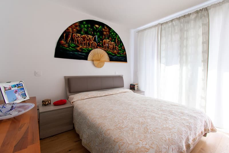 Modern 5.5 rooms with small garden (9)