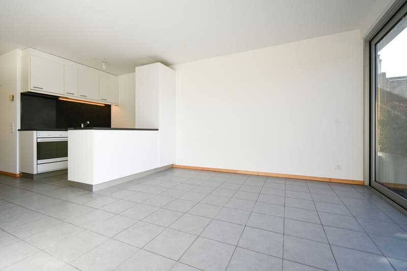MODERNO MONOLOCALE CON AMPIA TERRAZZA (5)