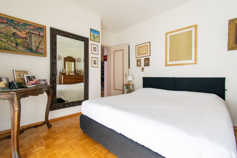 APPARTEMENT LUMINEUX 4.5 PIÈCES AVEC BALCON ET VUE SUR LE LAC (6)