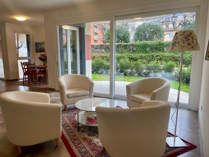 Moderne und helle 2-Zimmer-Wohnung mit Doppelbalkon (10)