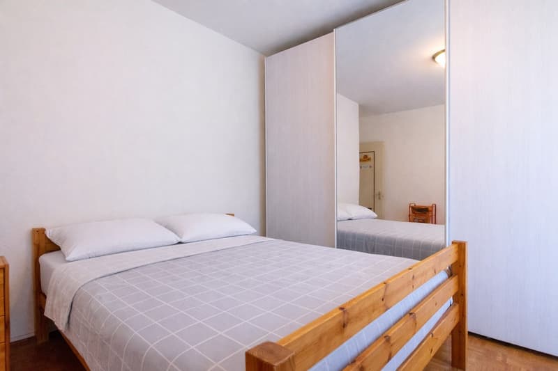HELLE WOHNUNG MIT 4 ZIMMERN IN LAUFWEITE ZUM SEE (4)