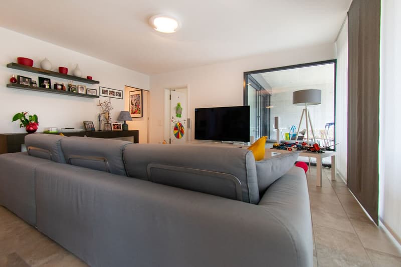 Geräumige Wohnung mit überdachter Terrasse (2)