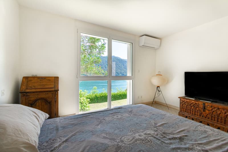 Duplex exclusif avec vue spectaculaire sur le lac et jardin (5)