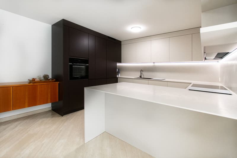 Duplex exclusif avec vue spectaculaire sur le lac et jardin (3)