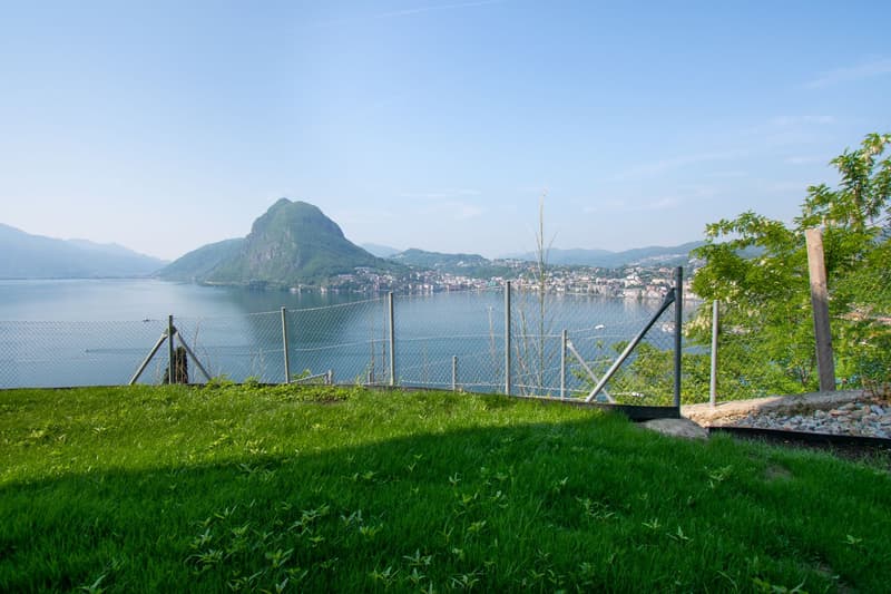 LUXURIÖSE WOHNUNG MIT PANORAMAGARTEN UND SEEBLICK (6)