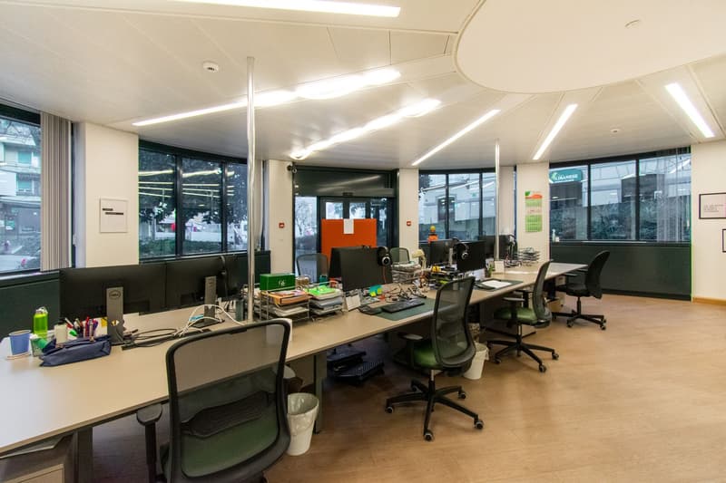 Modern office in strategic location in Lugano (3)