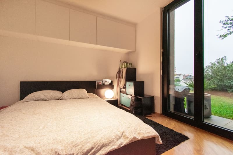 CASA MODERNA SU DUE PIANI CON GIARDINO E TERRAZZA (14)