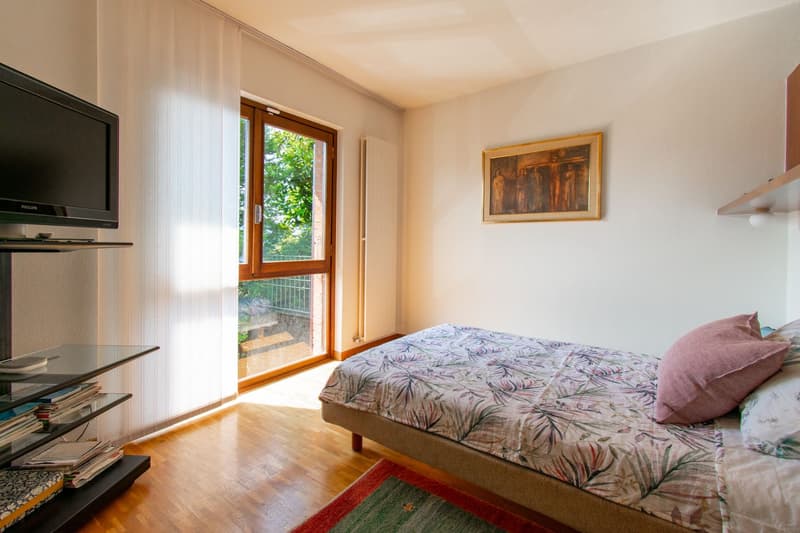 Villa with sought-after volumes and carefully manicured garden (9)